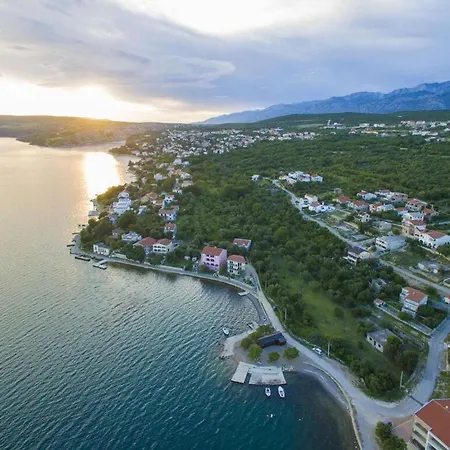 Hotel Maslenica Comfortable *