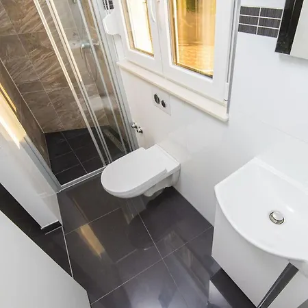 Maslenica Comfortable